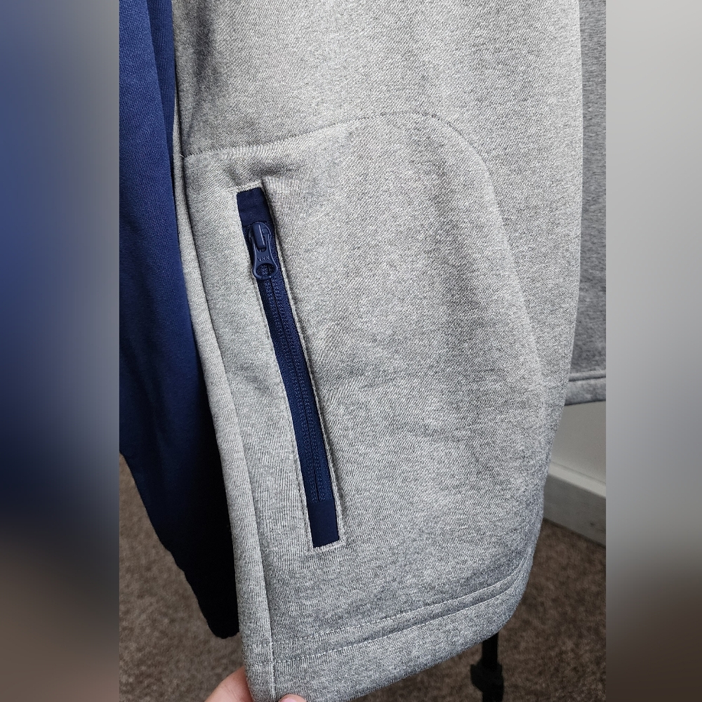 NWT Adidas Men's Team Navy Blue & Grey Crewneck Sweatshirt - Picture 6 of 6